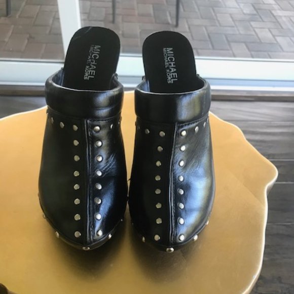 Michael Kors black studded clogs - Picture 2 of 5